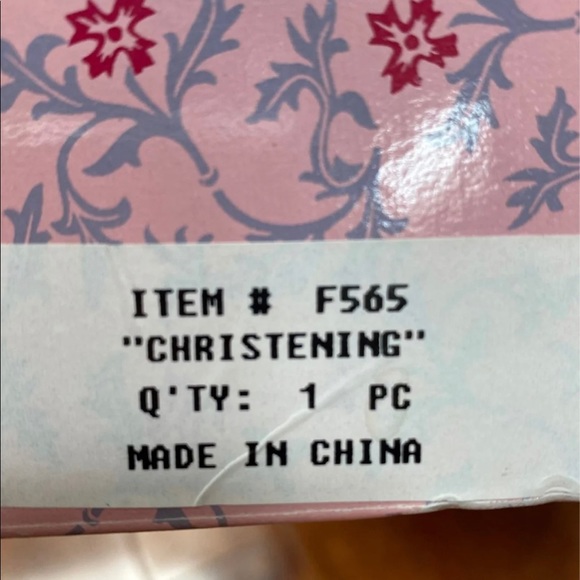 authentic antique porcelain doll - Picture 3 of 3